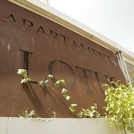 Ar Lotus Apts. Hotel Blanes